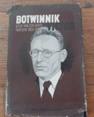 32764 Botwinnik, V. Keur van zijn beste partijen 1936-1948