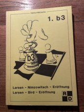 Warzecha, H. 1.b3, Larsen-Nimzowitsch-Eröffnung, Larsen-Bird-Eröffnung