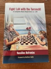 33189 Kotronias, V. Fight 1.d4 with the Tarrasch, a complete black repertoire vs. 1.d4