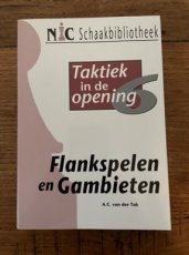 33969 Tak, A. van der Taktiek in de opening 6, Flankspelen en Gambieten