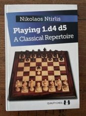 33986 Ntirlis, N. Playing 1.d4,d5 a classical repertoire, hardcover
