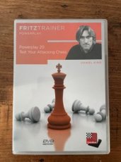 34313 King, D. Powerplay 20: test your attacking chess