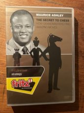 34462 Ashley, M. The Secret to Chess, How Grandmasters find amazing  moves
