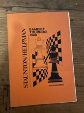 34751 Staunton Helpman Gambiettournooi 1988, Wolgagambiet