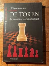 Böhm, H. Wij presenteren de Toren, De steunpilaar van het schaakspel
