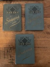 34886 Bachmann, L. Schachjahrbuch 1896 (153 p), 1897 (126 p), 1898 (185 p)