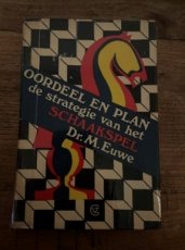 35256 Euwe, M. Oordeel en plan, de strategie van het schaakspel