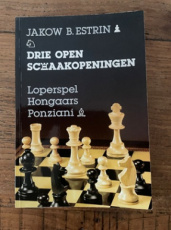 35549 Estrin, J. Drie open schaakopeningen